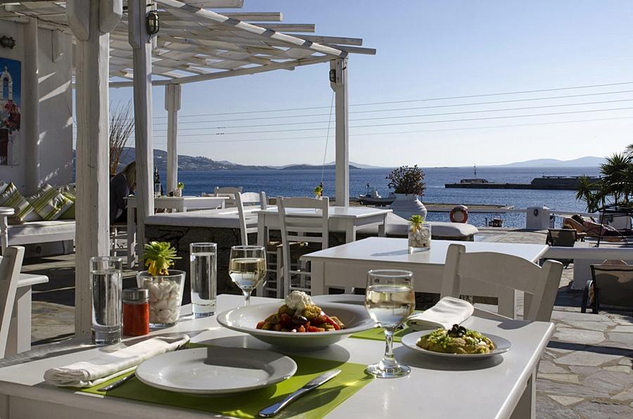 Olia Hotel Tourlos Eksteriør billede