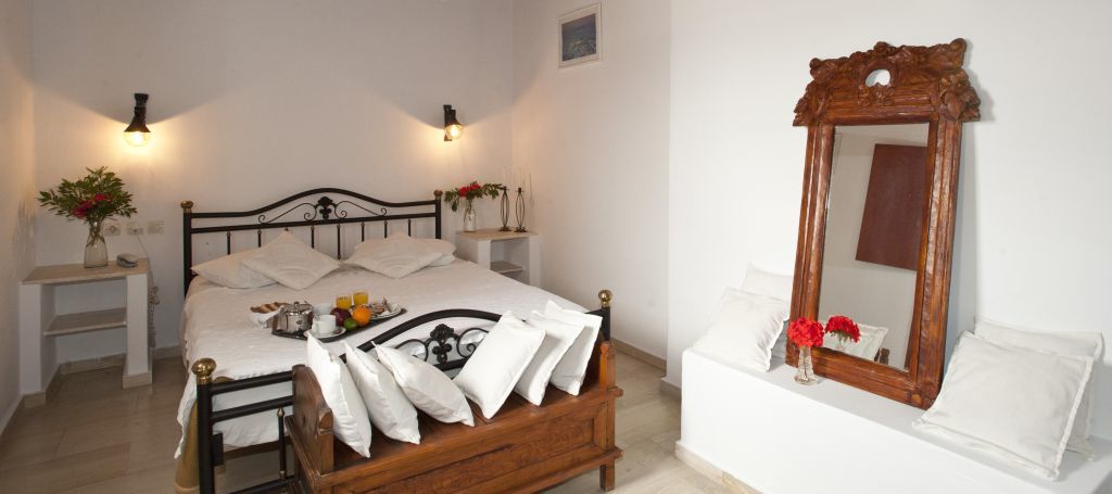 Olia Hotel Tourlos Eksteriør billede
